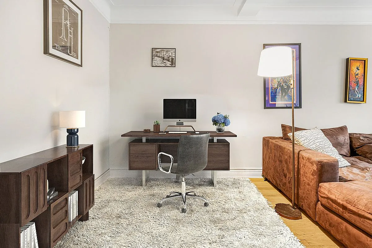 227 E 57th St APT 8B photo 1