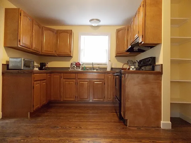 209 Clark St #1 — Photo 24