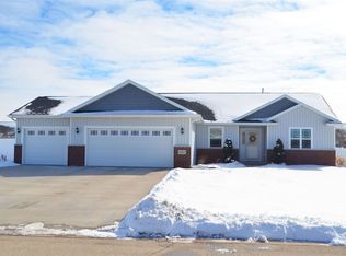 3563 Crocus Dr, De Pere, WI 54115