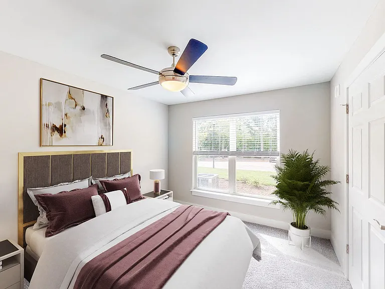 Regency Place — Photo 4