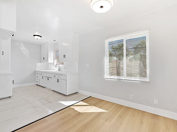 4th image of 11126 Crenshaw Blvd APT 5