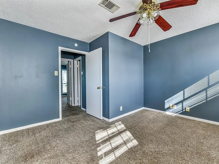 1817 Biovu Dr — Photo 18