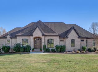 6635 Linville Ridge Dr, Oak Ridge, NC 27310