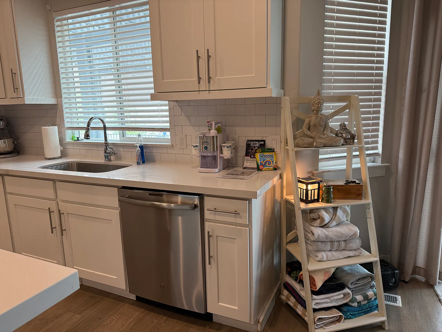 73 S Drupe Ln — Photo 2