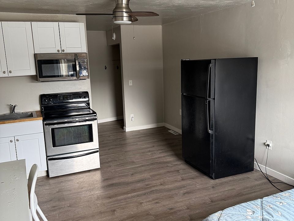1st image of 90 E Main St #109