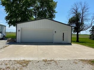 84 N 1800 East Rd, Hoopeston, IL 60942