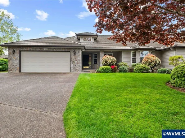 755 Castle Pines Dr N, Keizer, OR 97303