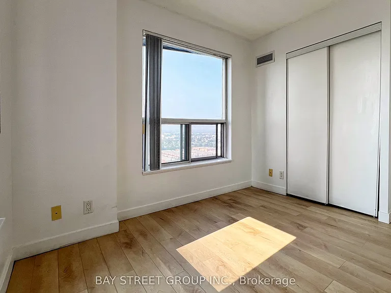38 Lee Centre Dr #2712 — Photo 8