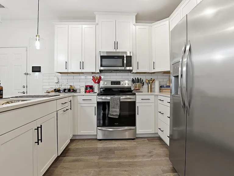 2739 Pinebrook Rd — Photo 8