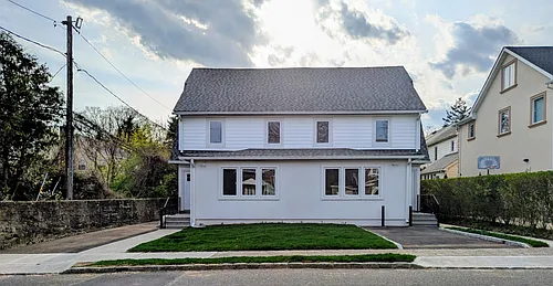 62 Forest Row Photo 1