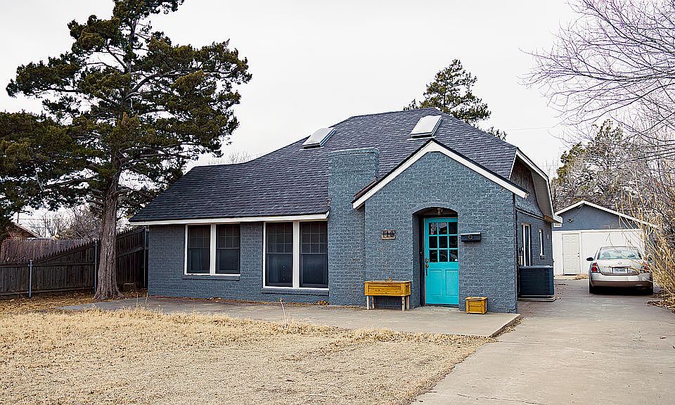 1st image of 118 Wayside Dr