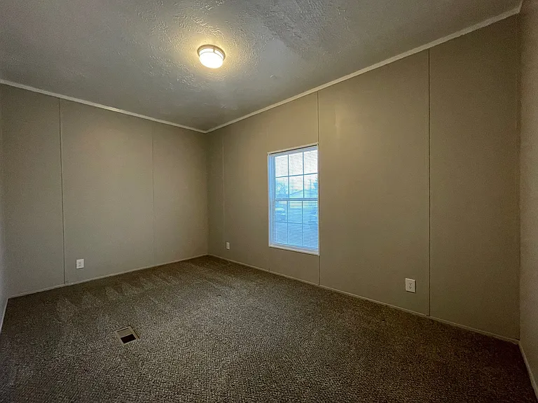 Evergreen Estates — Photo 15
