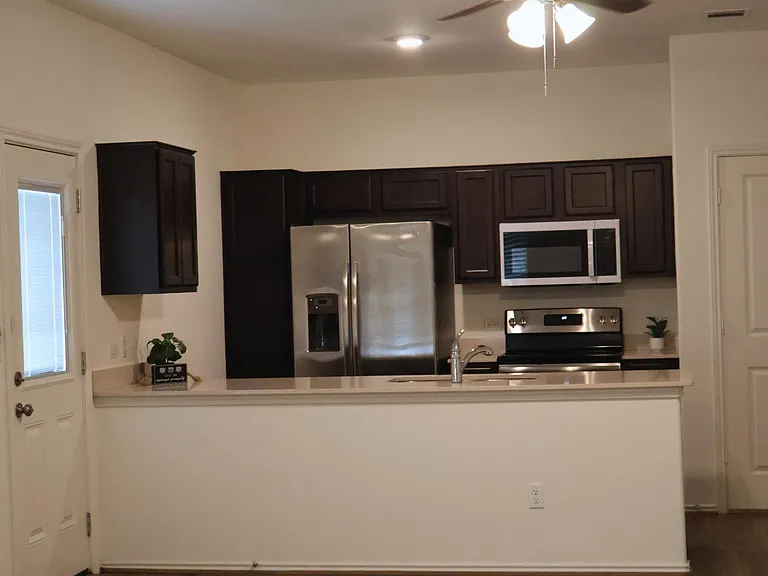 117 Galaxy Way — Photo 5