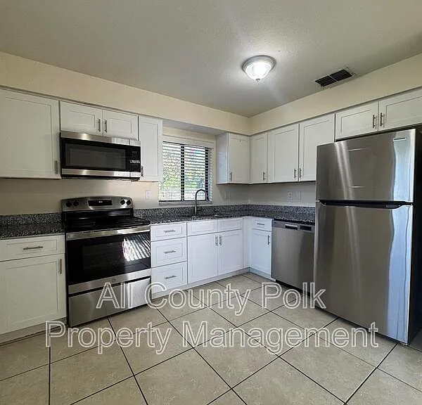 204 Leelon Rd — Photo 8