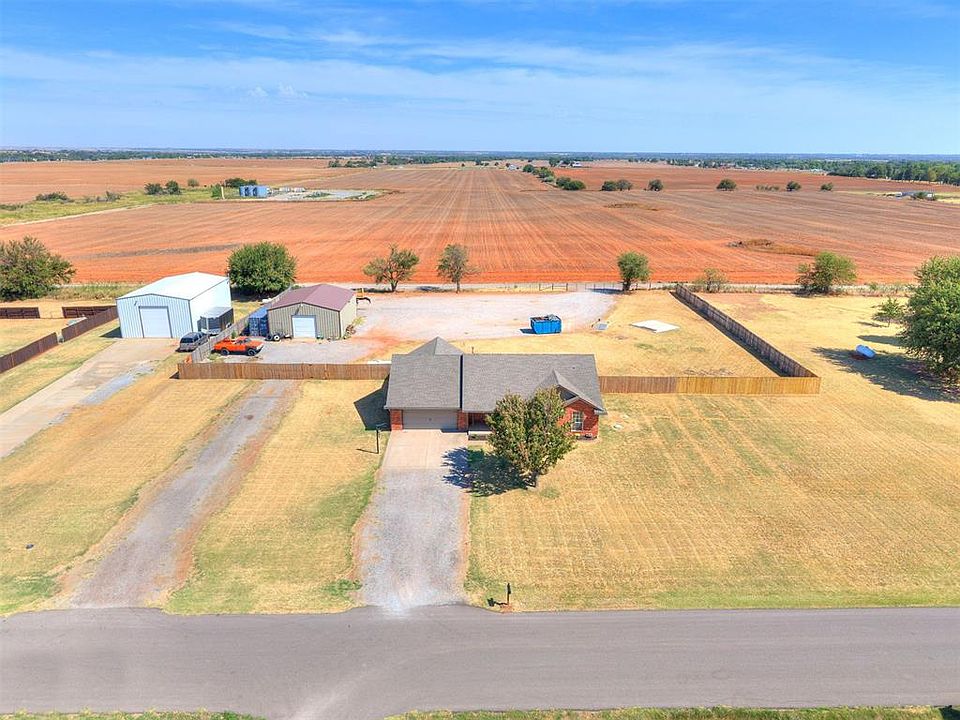 1st image of 1868 County Road 1198