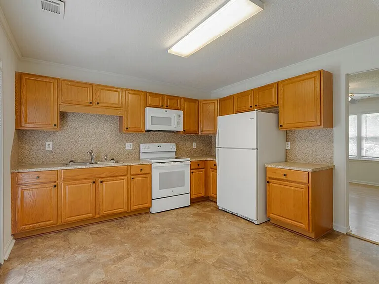 Timbercrest Townhomes — Photo 21