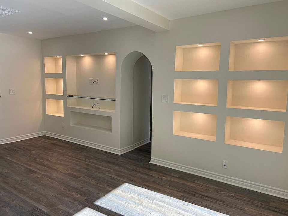1st image of 2054 Argyle Ave APT 106