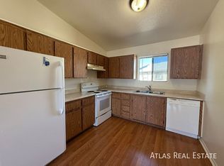 465 W Ivyglen St Building 3-205, Mesa, AZ 85201