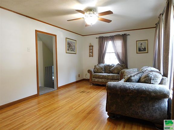 5th image of 3423 Jennings St