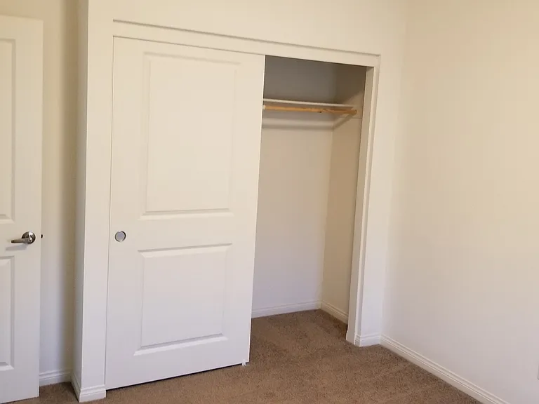 907 W Lincoln Ave #4 — Photo 6