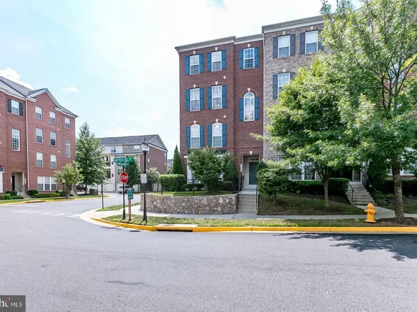 2653 Sheffield Hill Way #175, Woodbridge, VA 22191