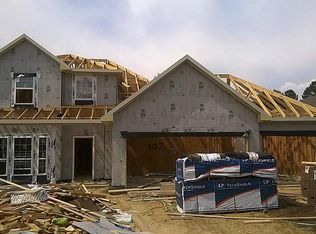 122 Persimmon Dr, Baytown, TX 77520