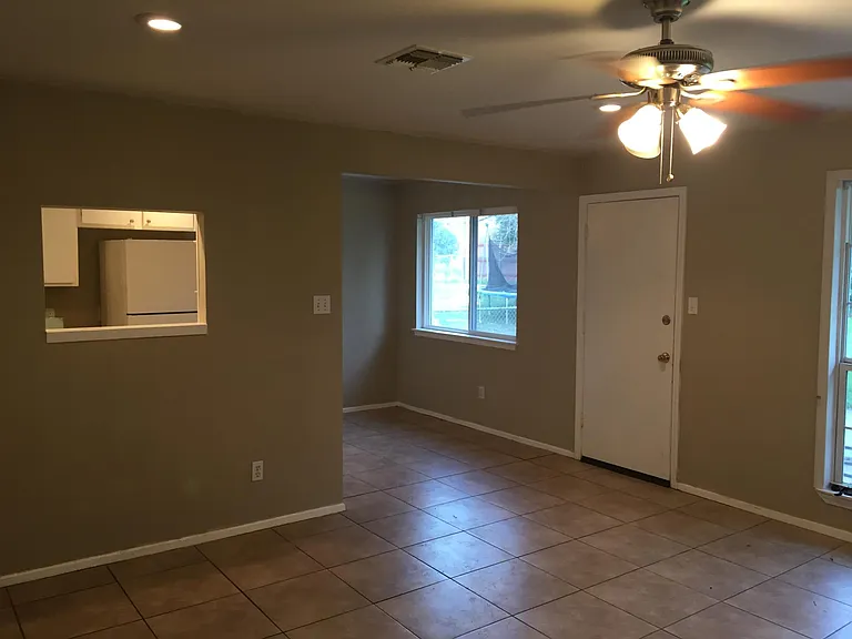 4621 Calle Olmo — Photo 14