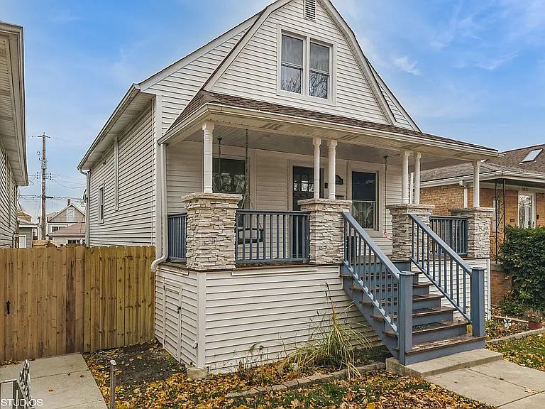 1st image of 3633 N Nordica Ave