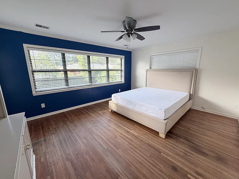 4922 Amboy Rd — Photo 12