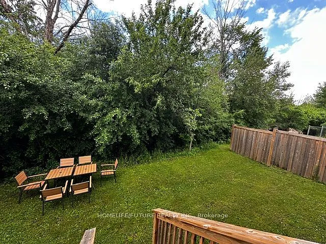 39 Summer Ln — Photo 28