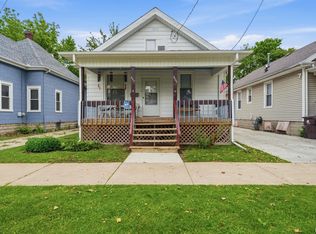 809 E Republic St, Peoria, IL 61603