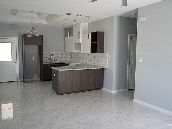 3rd image of 1025 Blair Ave #1