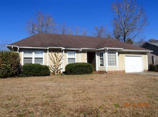239 Bayberry Ct, Jacksonville, NC 28540