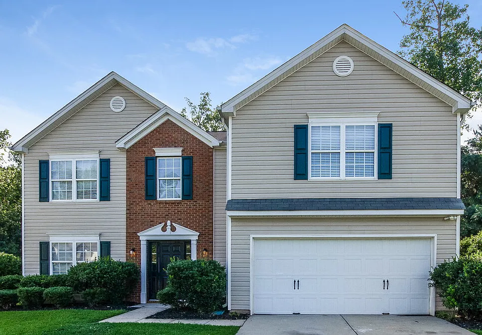 1909 Waters Trail Dr