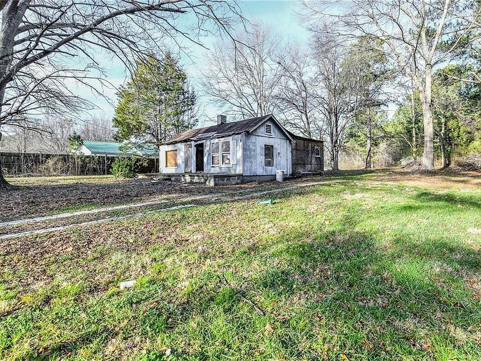 1st image of 48 Crayton St Lot 13