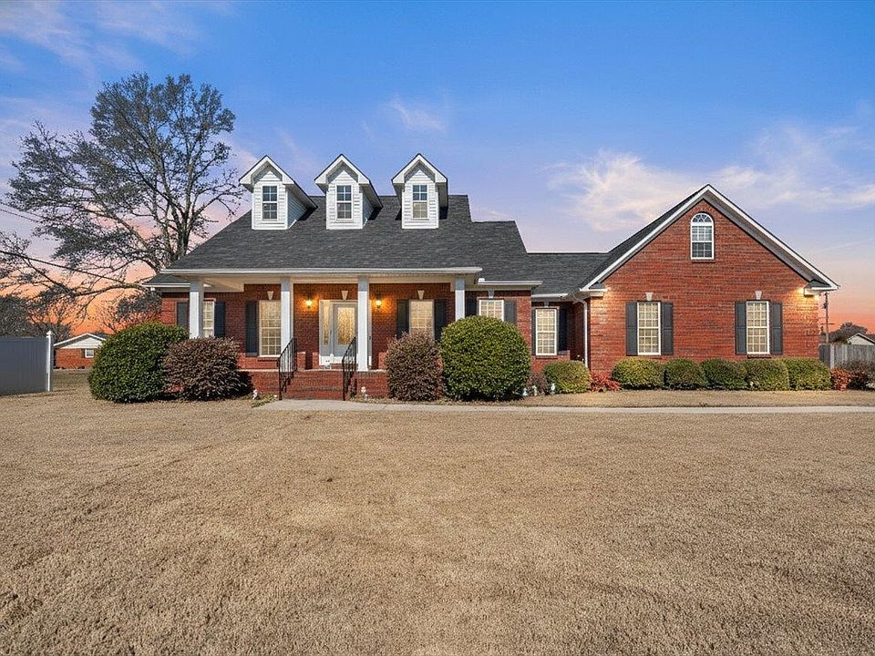 1st image of 15383 Clodessa Dr