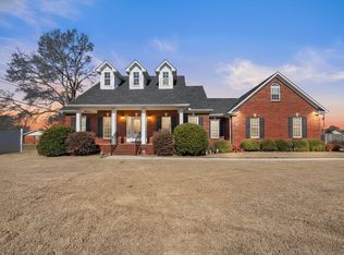 15383 Clodessa Dr, Athens, AL 35611