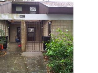 7017 SW 44th Ave, Gainesville, FL 32608