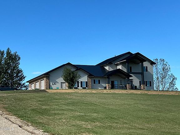 2nd image of 10714 Lilly Dr