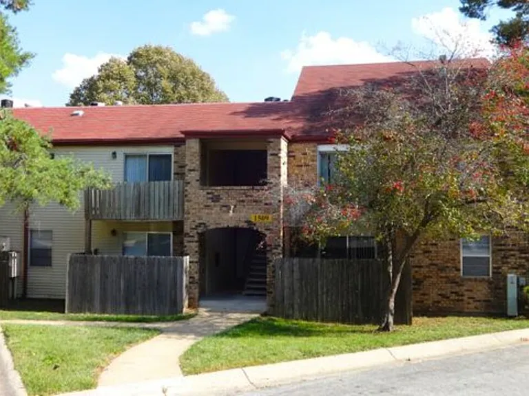 The Citadel Apartments — Photo 11
