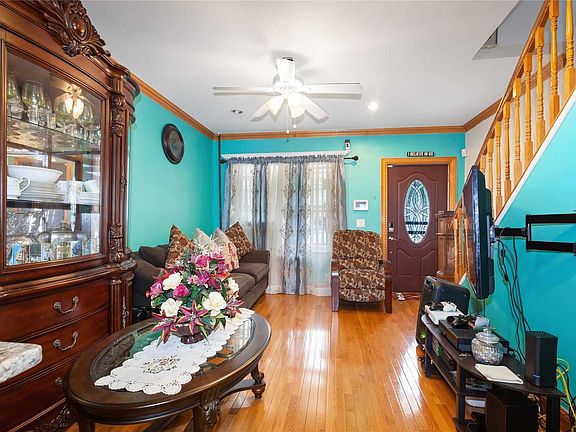 3rd image of 11140 145th St