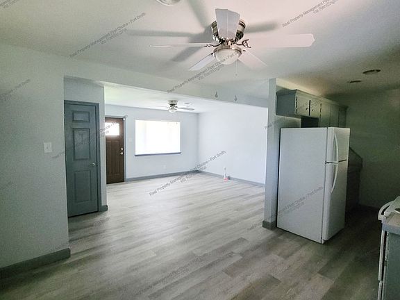 3rd image of 1004 A St