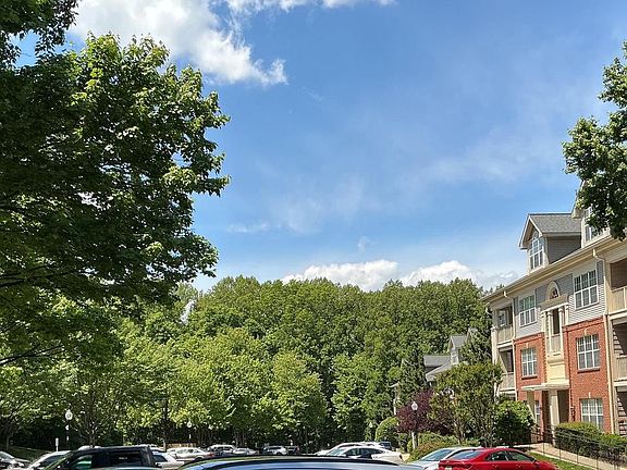 2nd image of 127 Timberbrook Ln APT 202