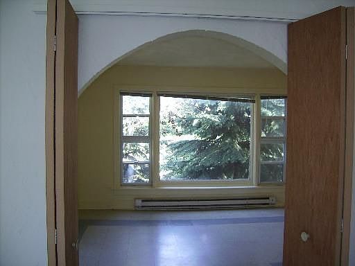 5th image of 503 Eastwood Ct