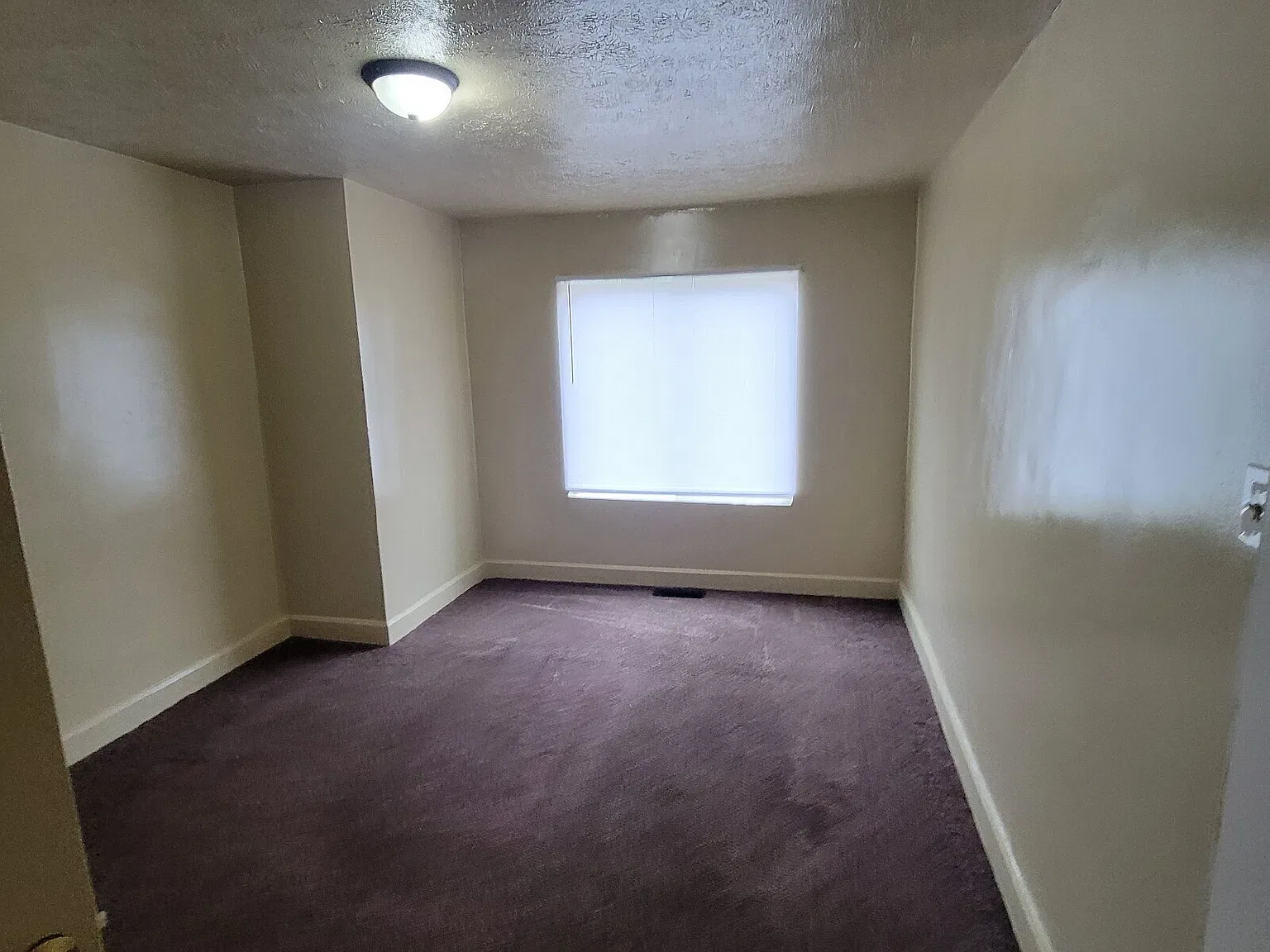 4925 Orion Ave - Nice 3BR House! — Photo 2