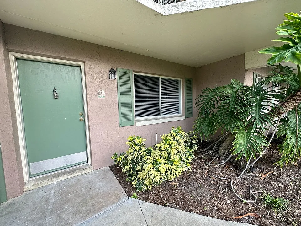 139 Oyster Bay Cir #130