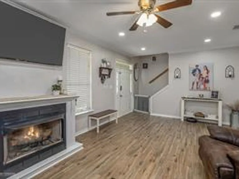 6339 Westwood Rd — Photo 5
