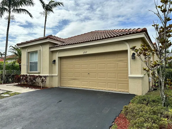 1757 Aspen Ln, Weston, FL 33327