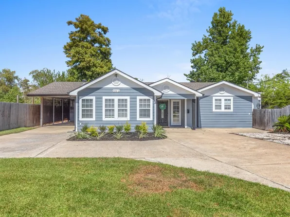 1036 1/2 Ann St, Westlake, LA 70669