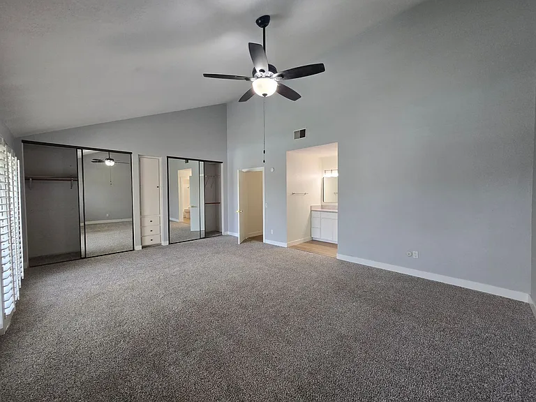 7061 Seville Way — Photo 19